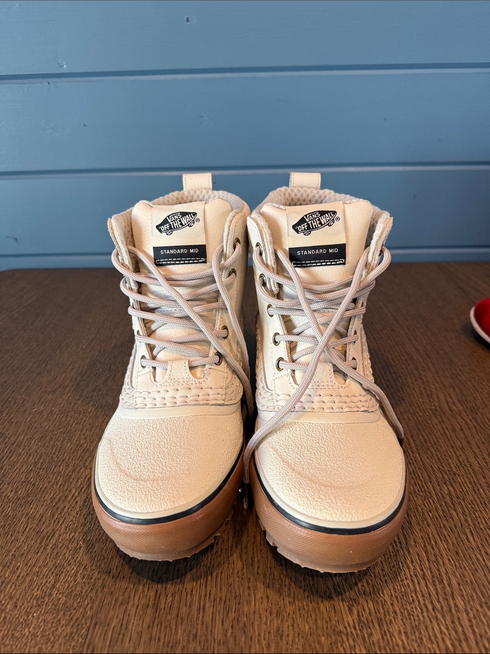 Vans Snow boots Women’s size 9.5 - Picture 2 of 6